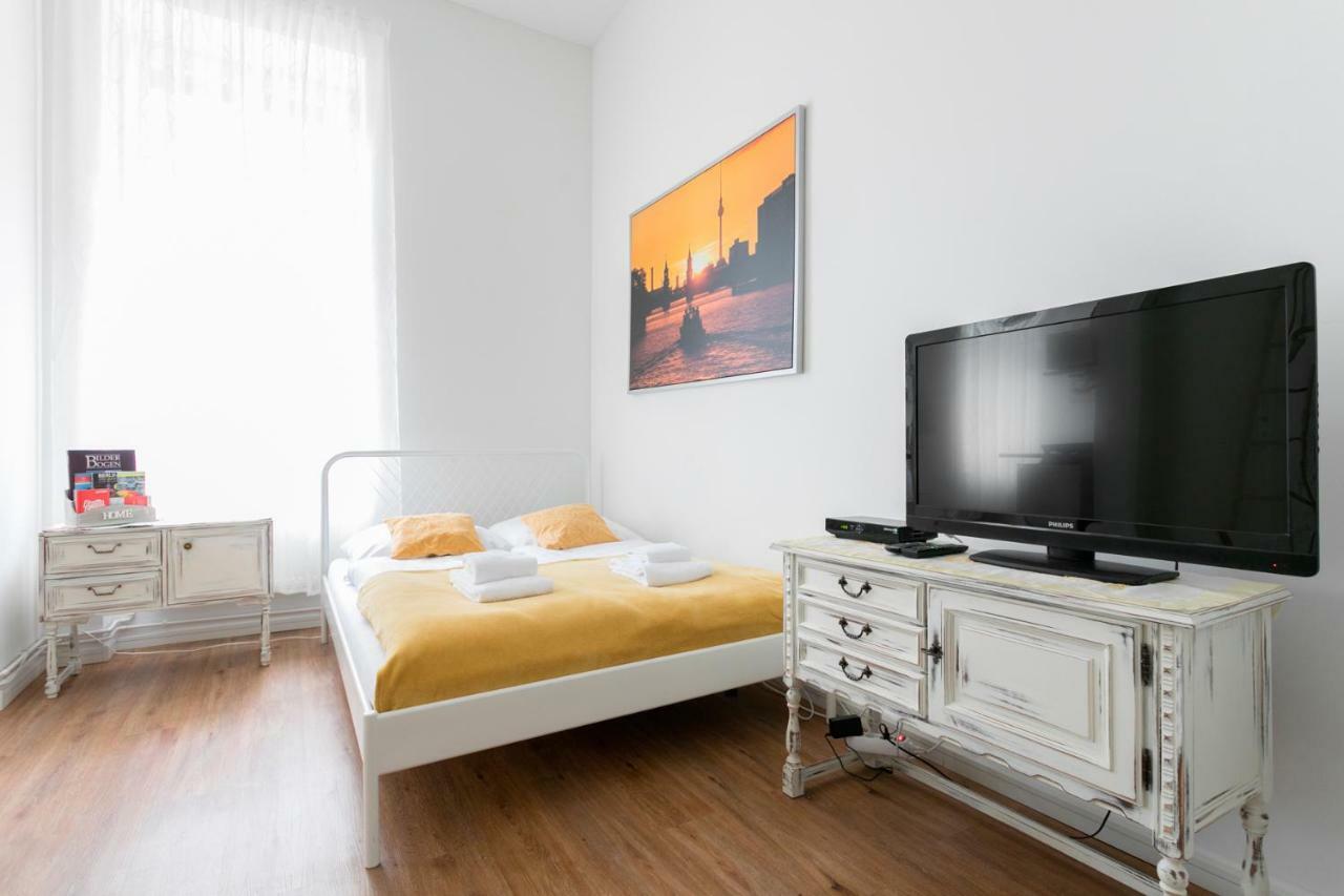 City Studio In Friedrichshain Appartement *